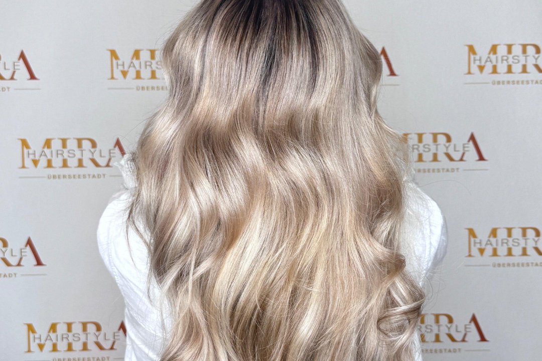 Hairstyle Mira in der Überseestadt, Überseestadt, Bremen