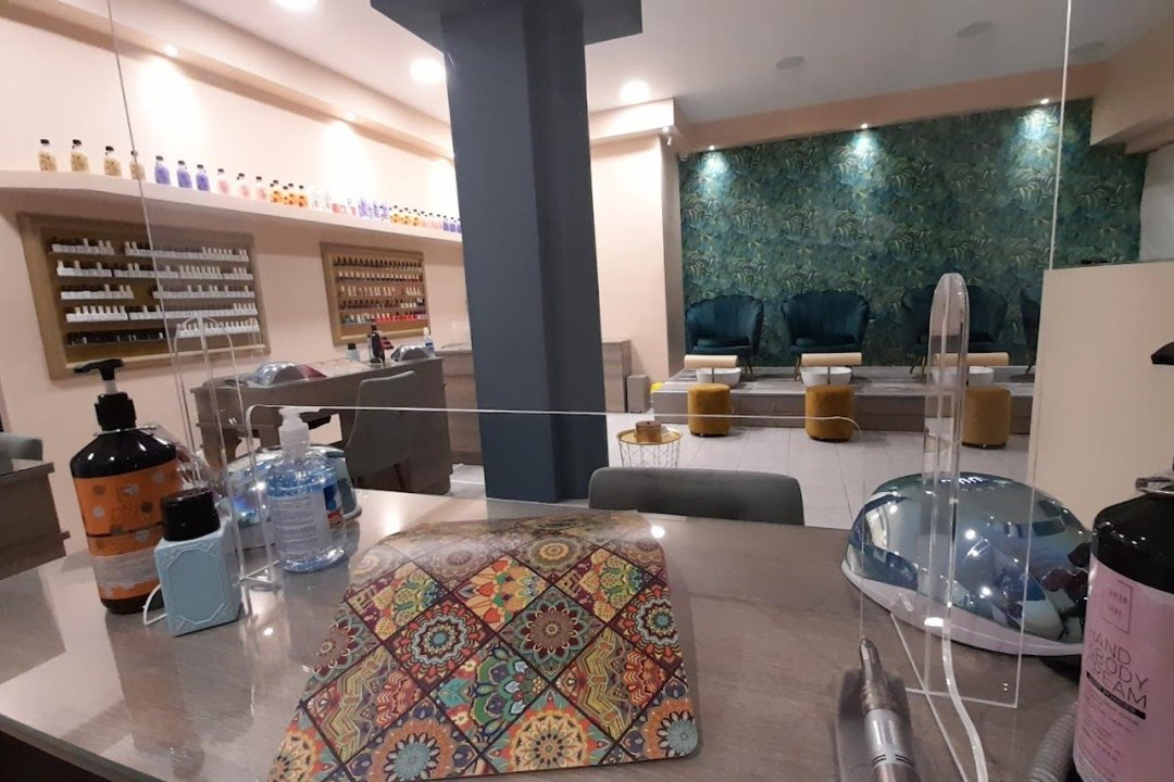 Absolute Nails, Agios Dimitrios, Αθήνα