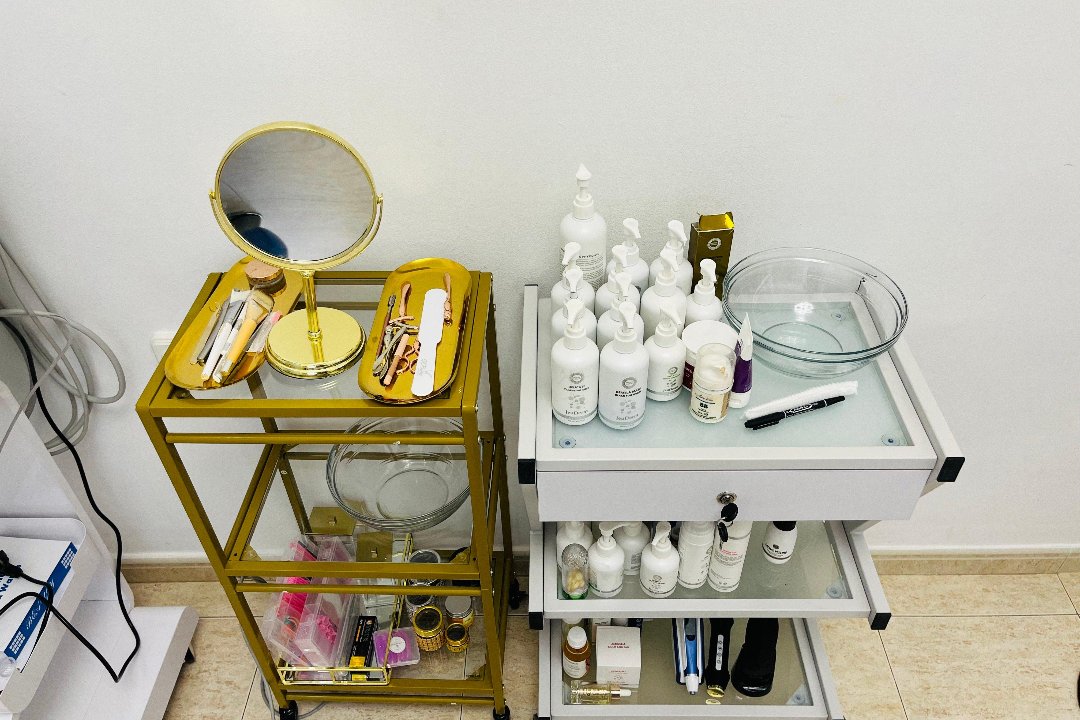 Carobohoskincare, Boulevard Rosa, Barcelona