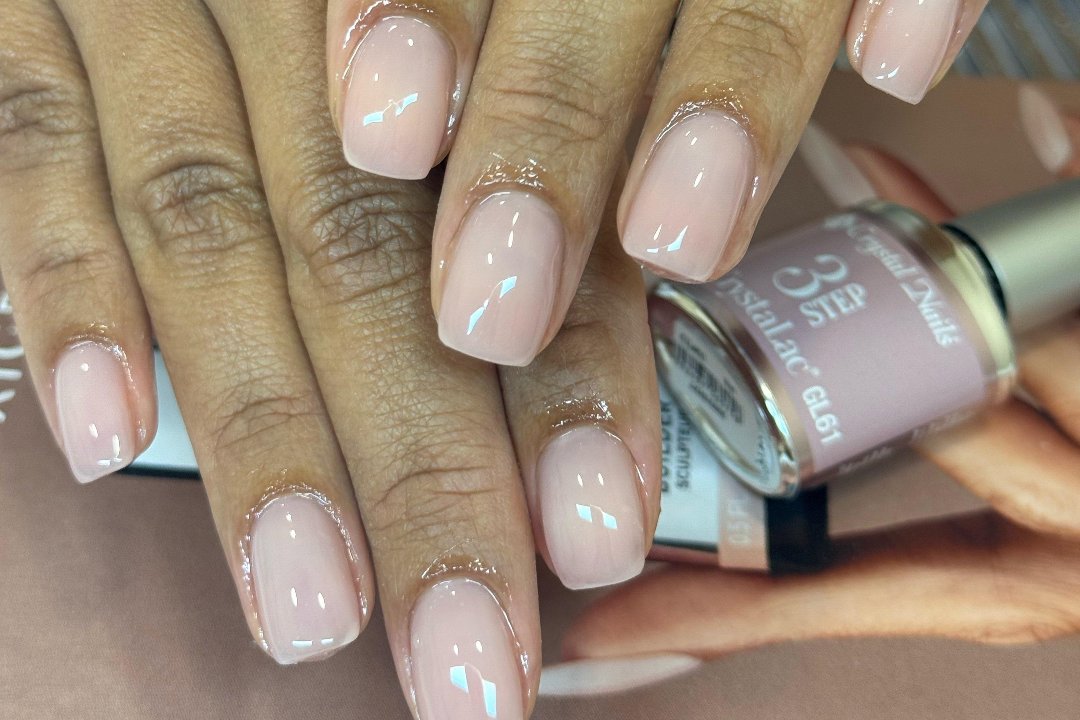 Top Nails London, Hendon Central, London