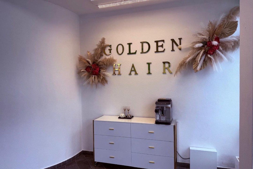 Golden Hair, Embrach, Kanton Zürich