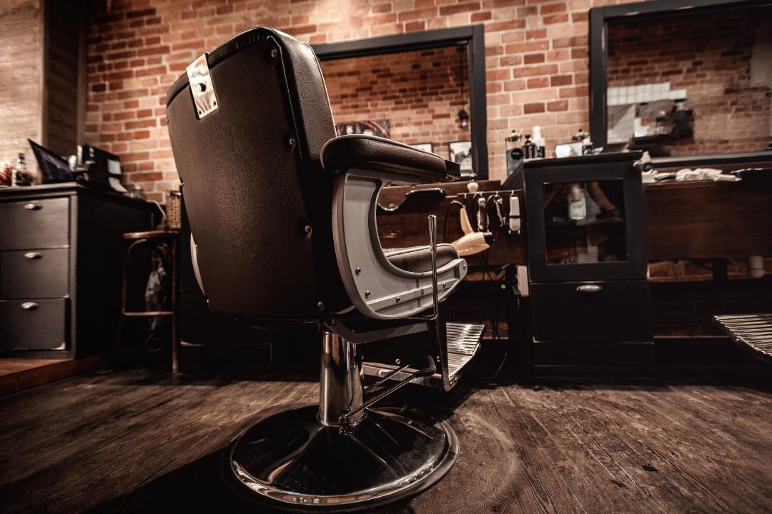 Henry's Unisex Salon, Turnpike Lane, London