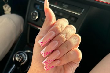 Tais Salon