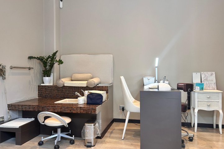 First Class Institute - Massage Monza - Photo de galerie - OneBooking