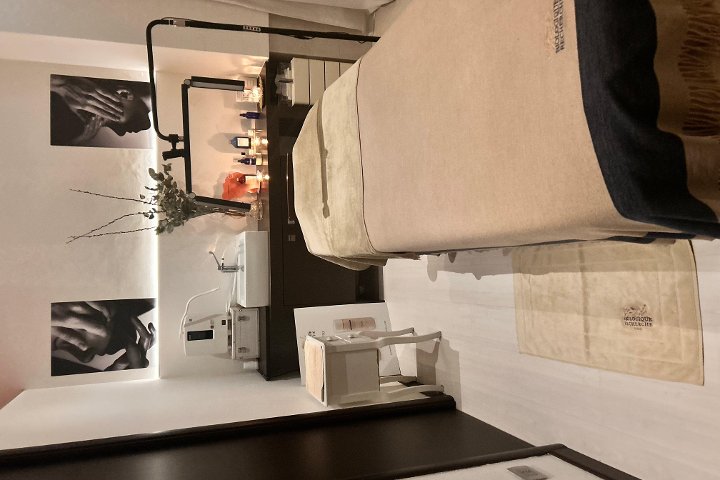 First Class Institute - Massage Monza - Photo de galerie - OneBooking