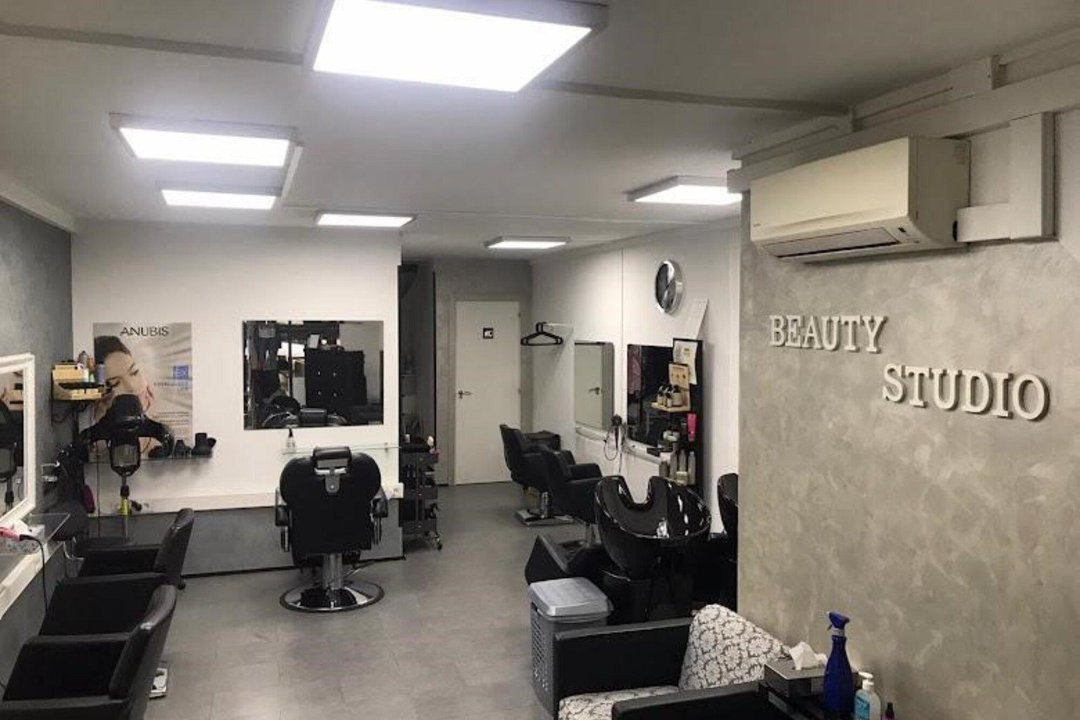 BEAUTY STUDIO JZ, Centre Castelldefels, Castelldefels