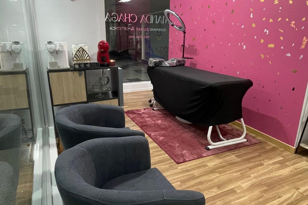 Amanda Chagas - Sobrancelhas e Estética - Almada, Almada