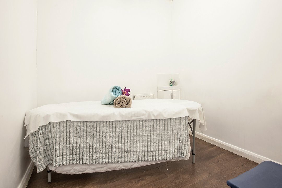 Thai Diamond Massage, Twickenham, London