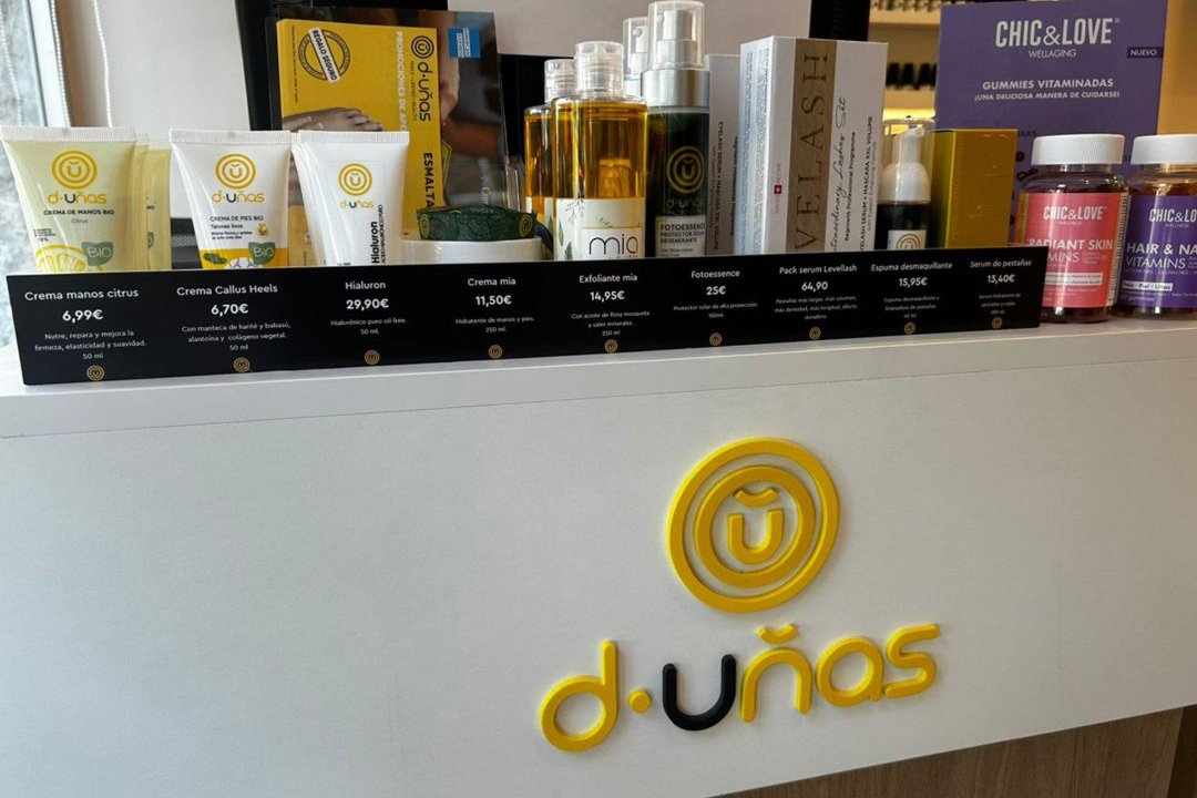 D-uñas | San Rafael, Calle del Poeta Joan Maragall, Madrid