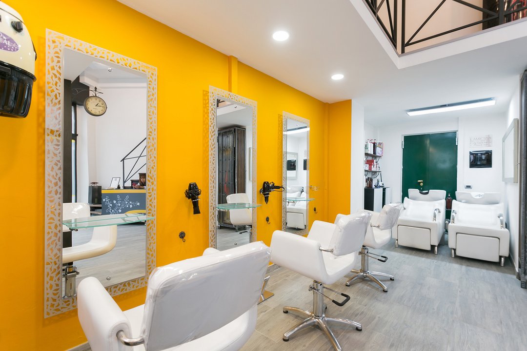 Salón de Bellezza De la Rosa, Villa San Giovanni, Milano