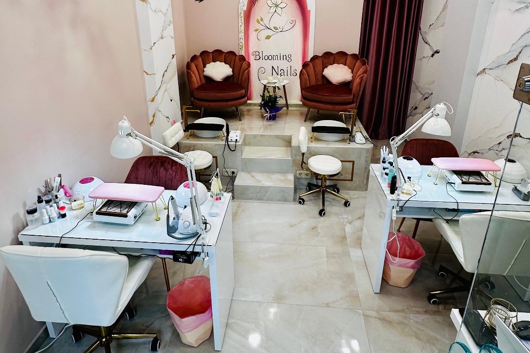 Blooming Nails by Margarita, Kentro Thessalonikis, Thessaloniki