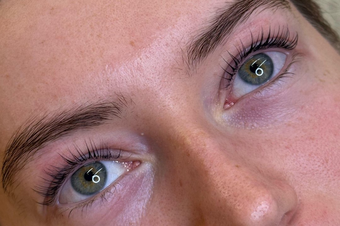 Bruna Andrade Brows & Nails, Henrietta Street, Dublin