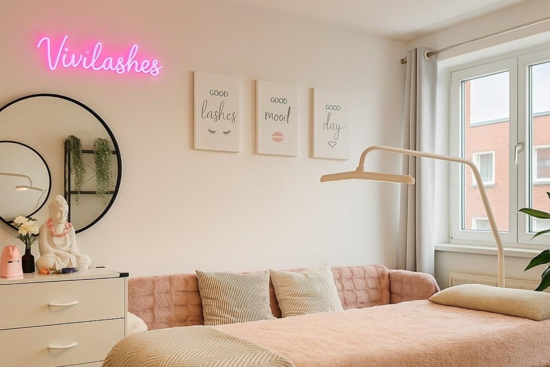 Vivi Lashes, Theresienstraße, München