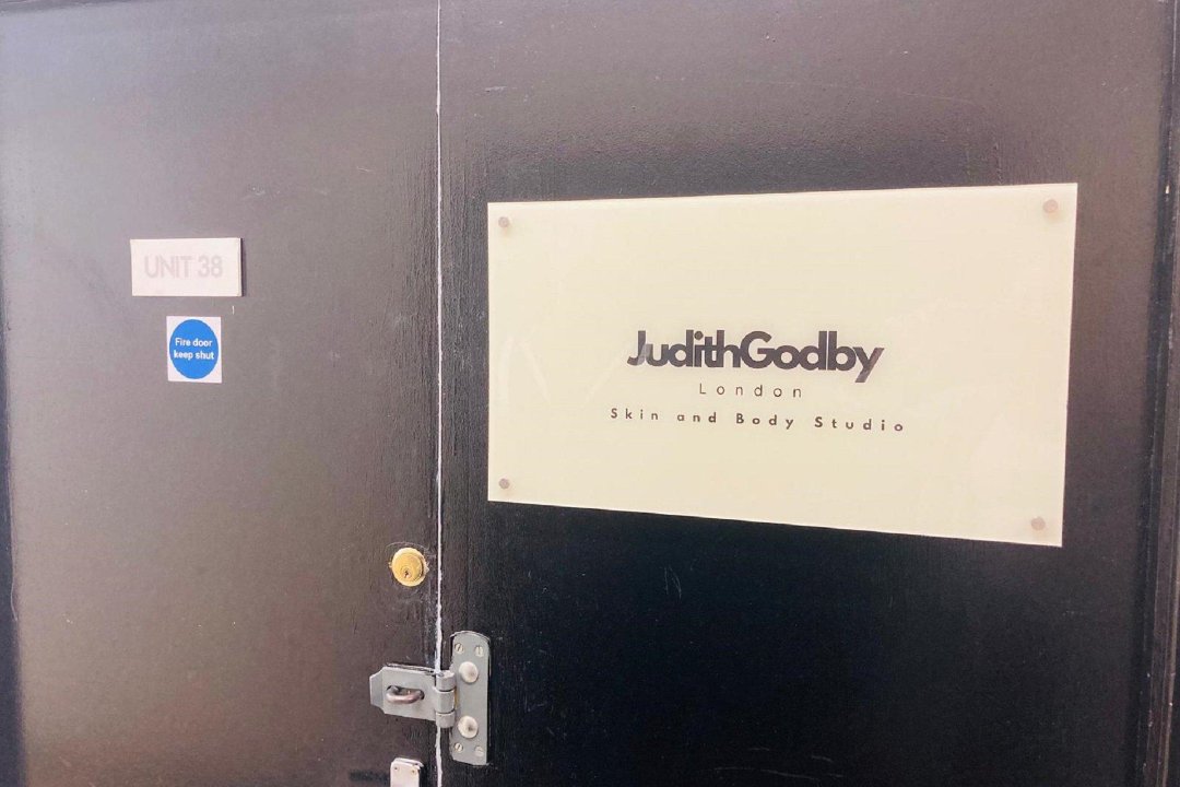 JudithGodby London I Soft Tissue & Massage Therapy, Clapham Common, London