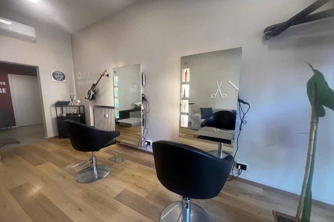 Franco Latrecchiana Hairstylist, Cit Turin, Torino