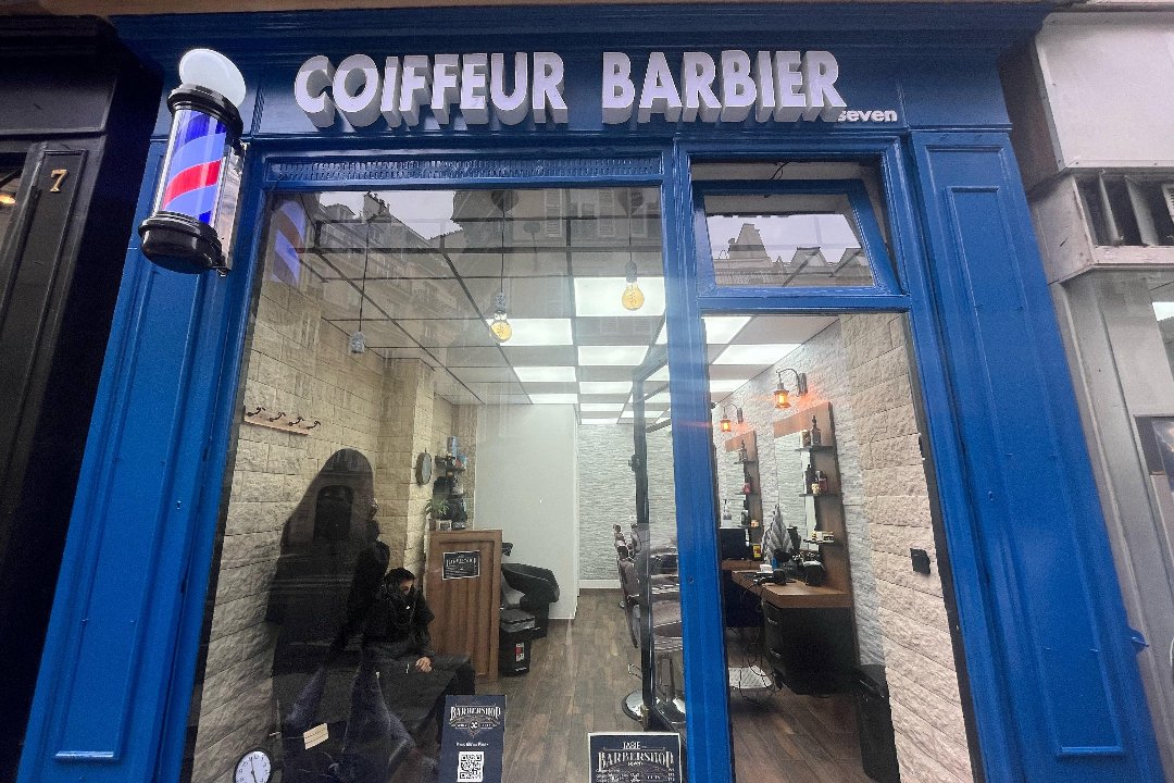 BARBERSHOP SEVEN, Mont des Arts