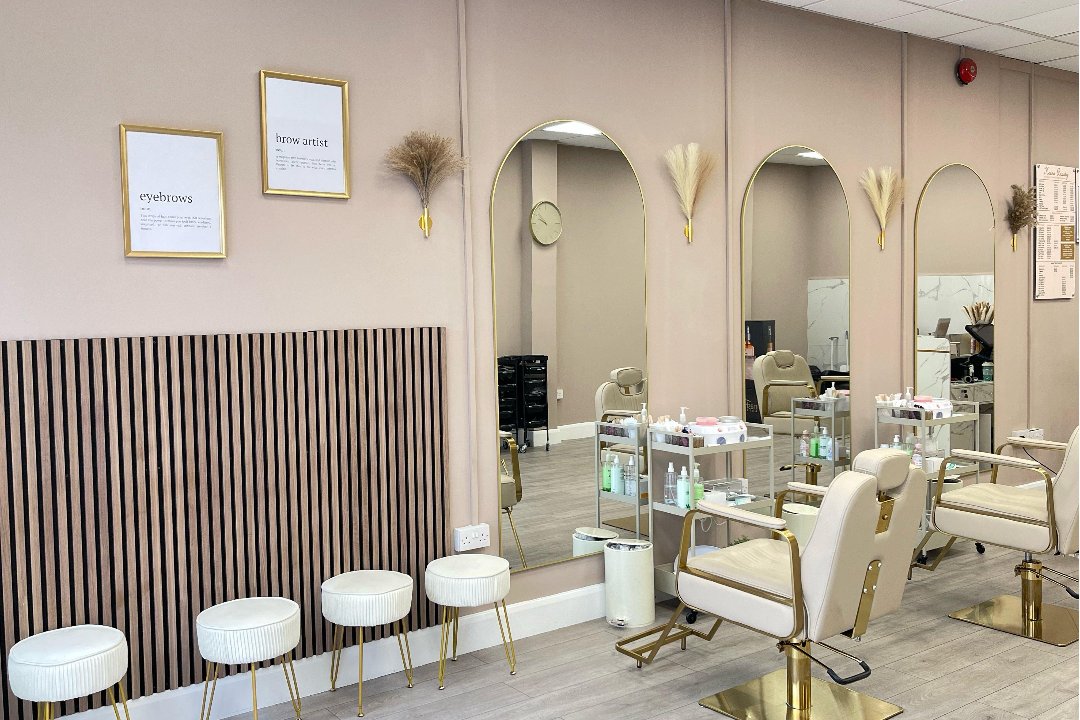 HeenaBeauty, Kingsland Shopping Centre, London
