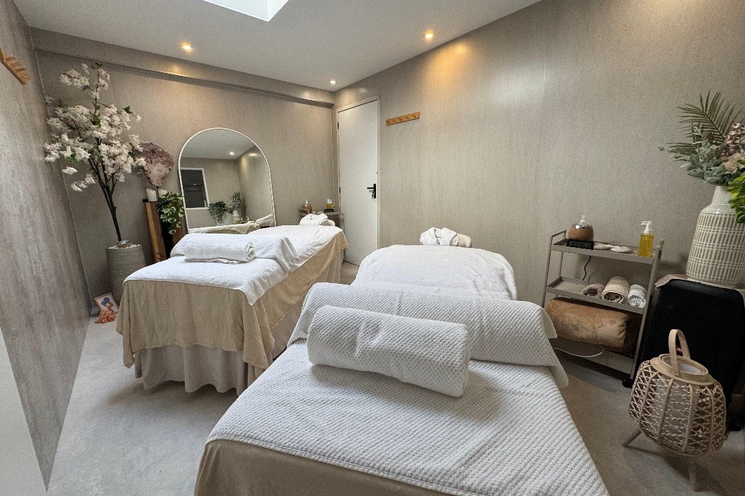Treatments by Pure-Zen, Zomerland, Rotterdam