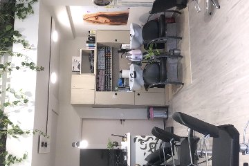 Wemen Beauty Salon