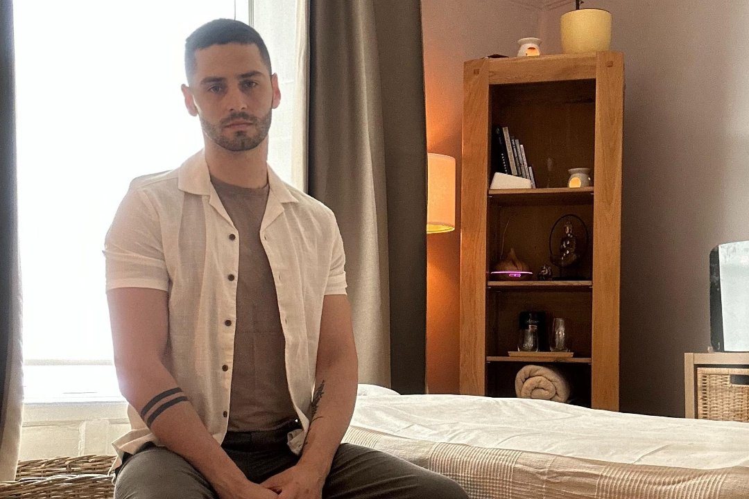 Anderson F Massage Therapist, Baggot Street, Dublin