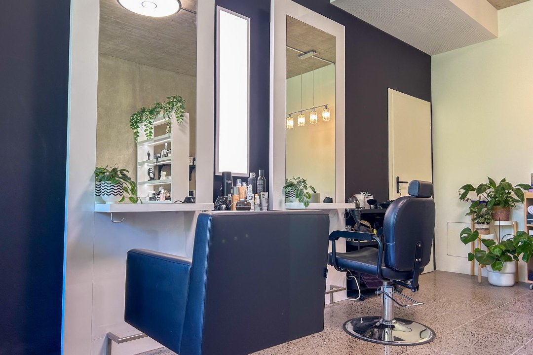 Au Petit Salon, Kanton Genf
