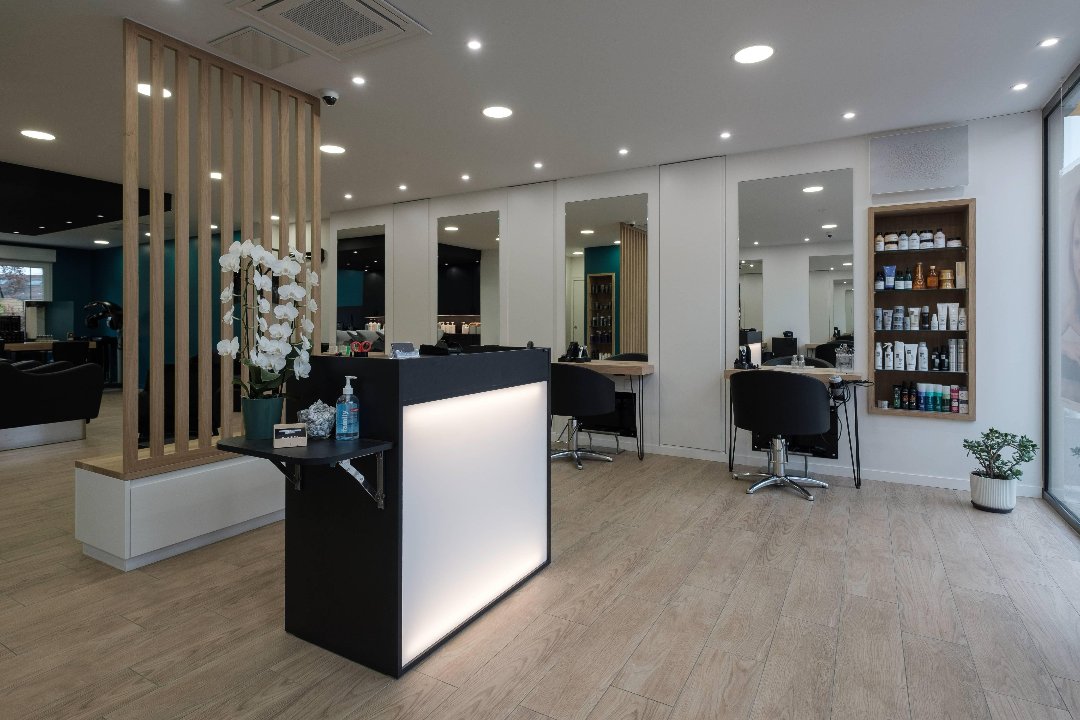 Le Salon Marion b, Le Plessis-Bouchard, Val-d'Oise