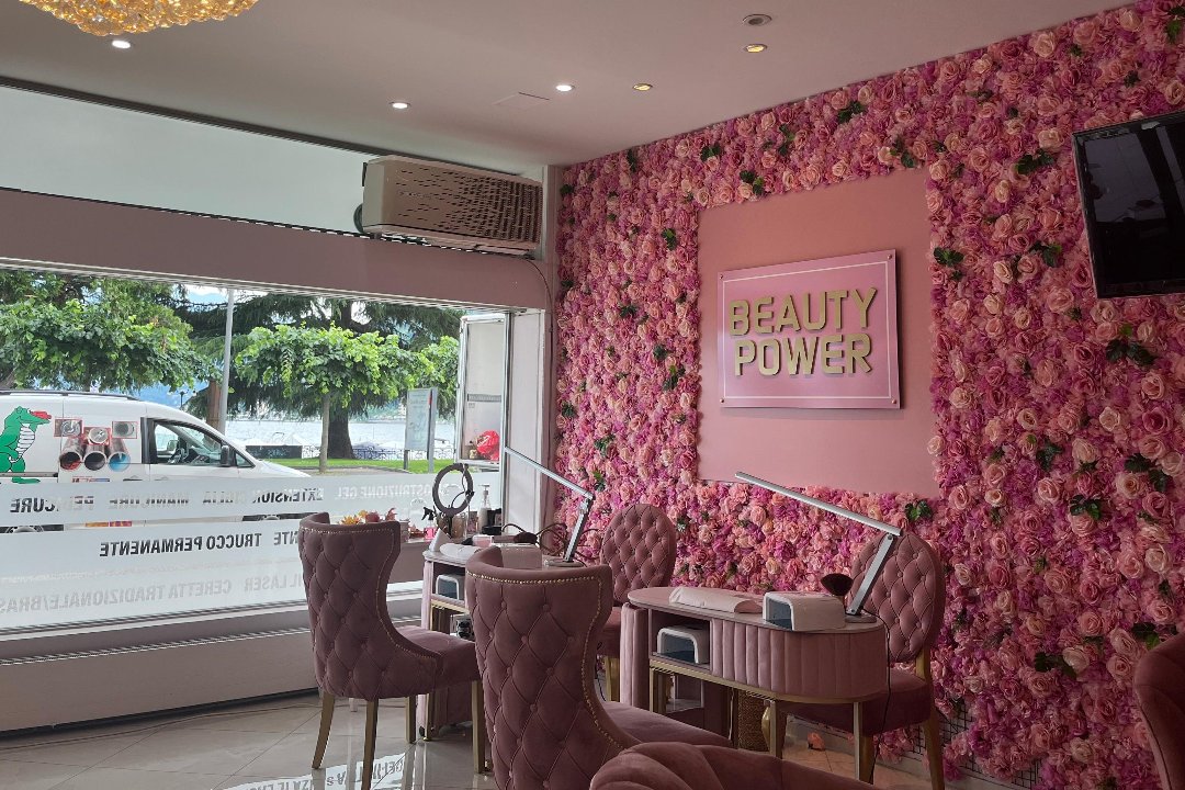 Beauty Power, Paradiso, Lugano
