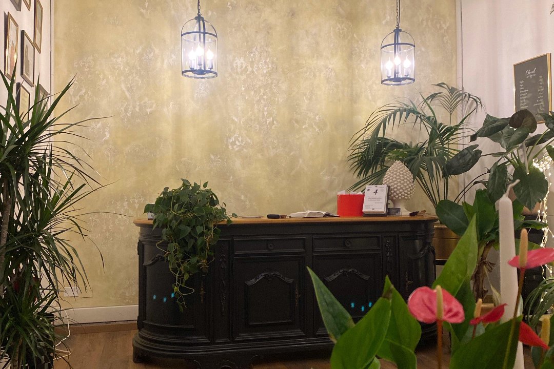 Cloud Hair Boutique, Case Nuove di Ceciliano, Toscana