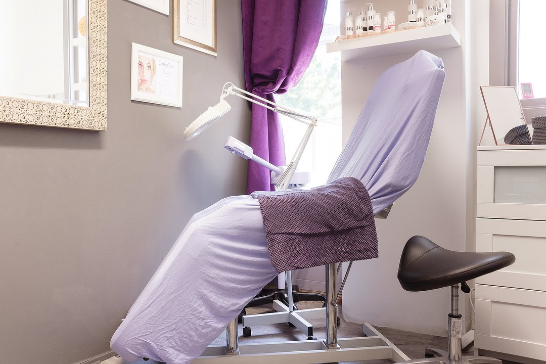 DagNat Beauty Atelier, Rustenburg en Oostbroek, Den Haag