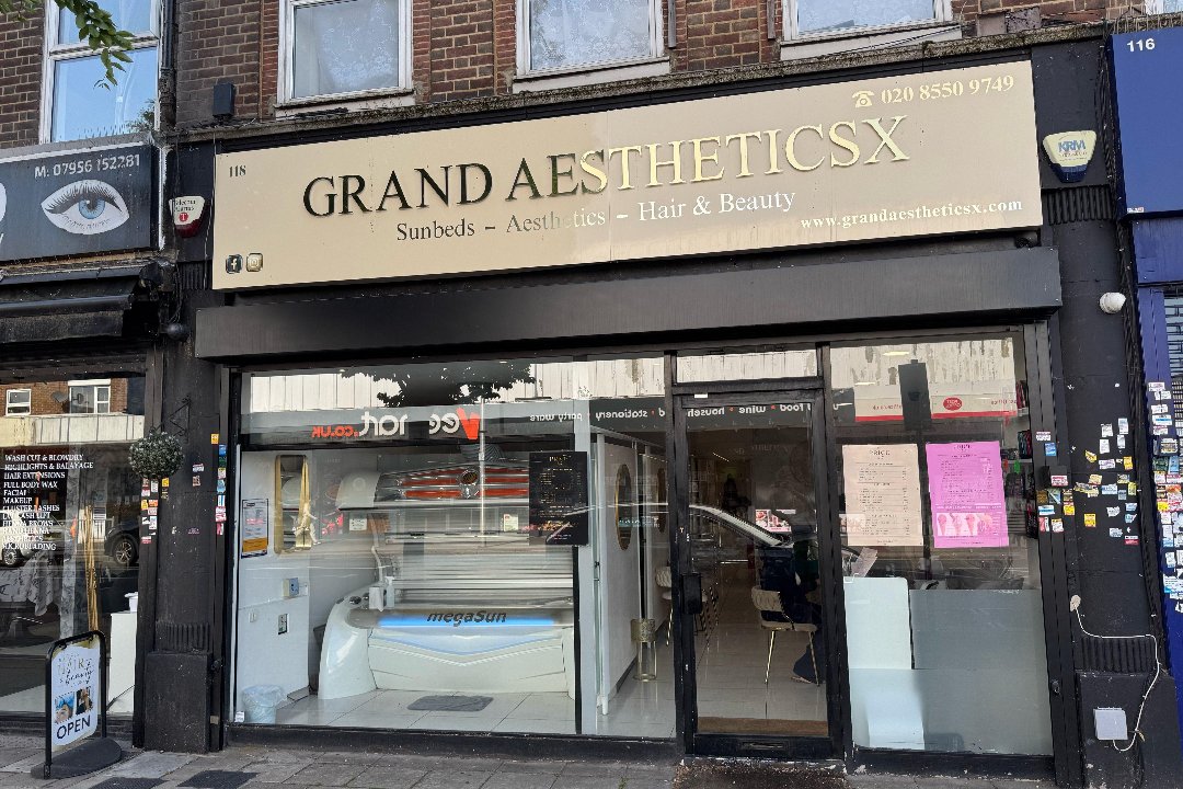 Grand Aestheticsx, Barkingside, London