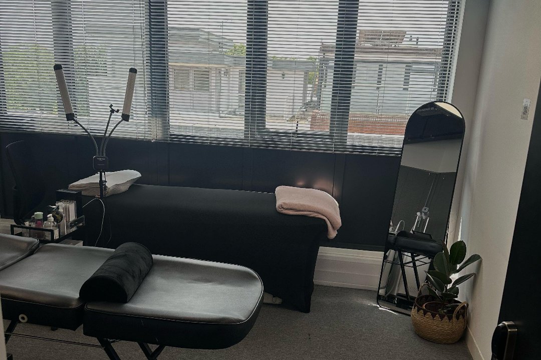 Beauty Space, Fulwell, London