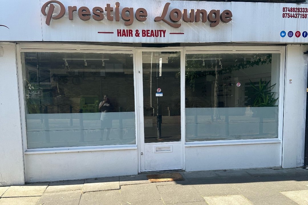 Nicko Nails, Brixton, London