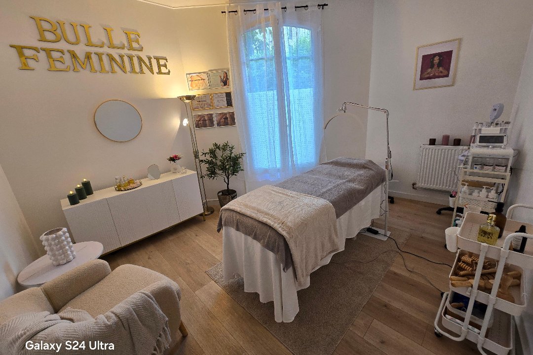 Bulle Féminine - Rueil Malmaison, Rueil-Malmaison, Hauts-de-Seine