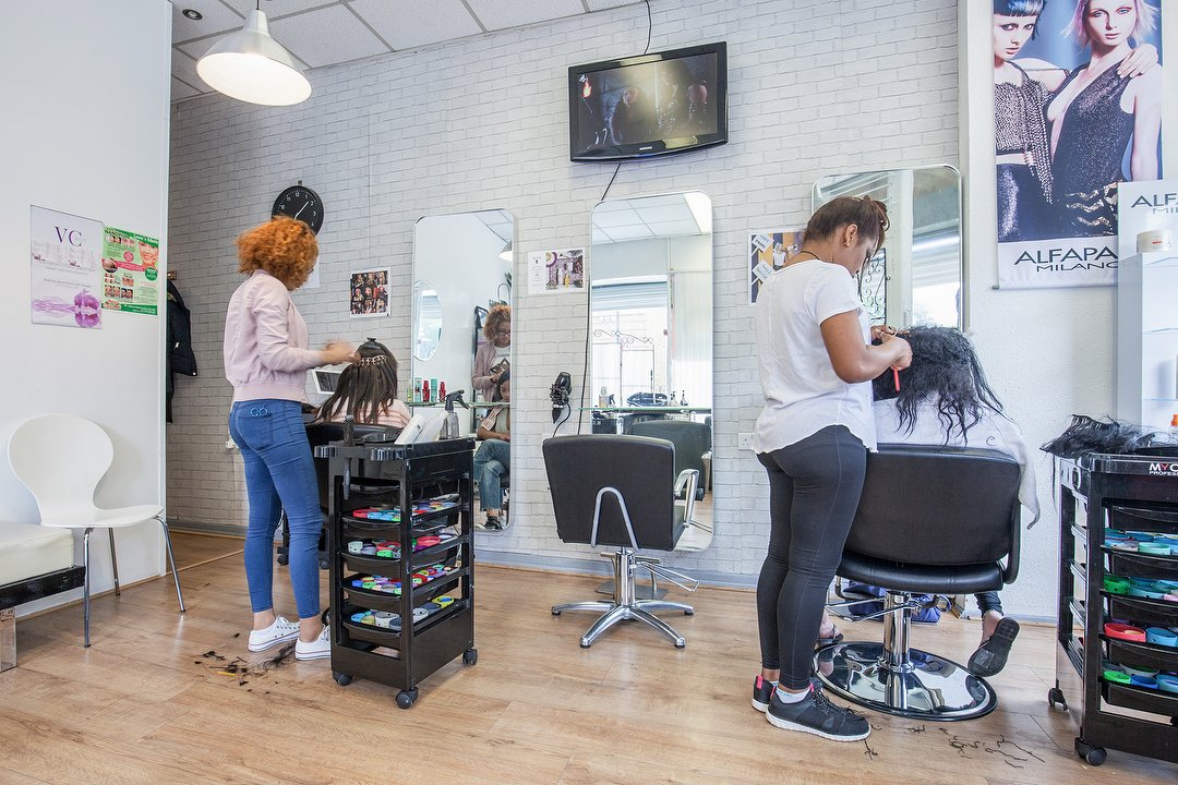 Dominican Hair Republic Hair Salon In Kennington London Treatwell