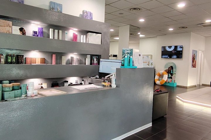 D&B Hair and Beauty Professionals