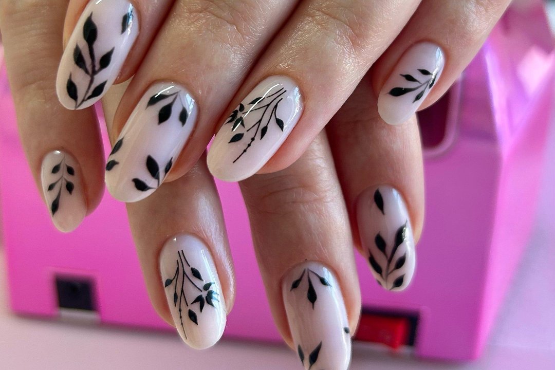 Nit Sparkle Nail, South William Street, Dublin