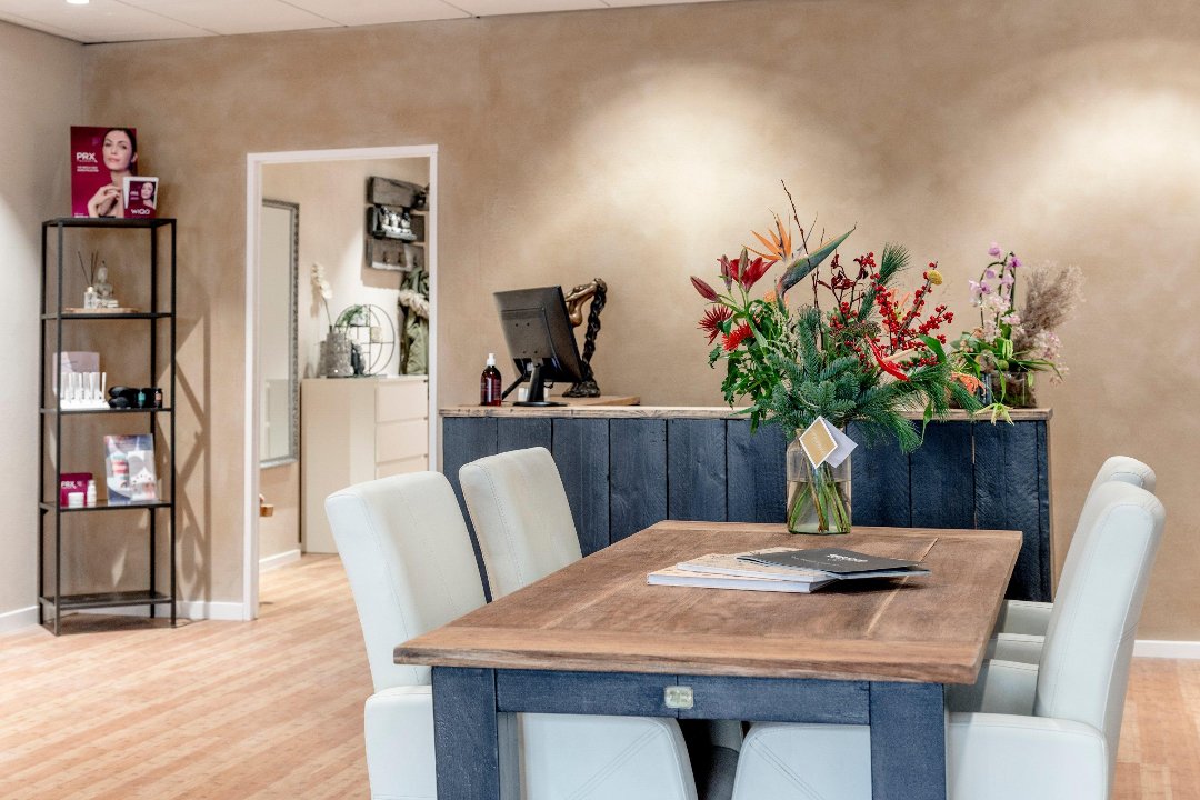 House of Pearls waxing, Nuenen, Noord-Brabant