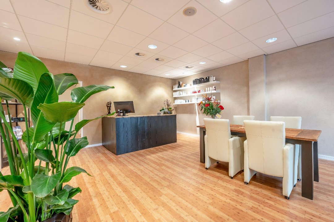 House of Pearls waxing, Nuenen, Noord-Brabant