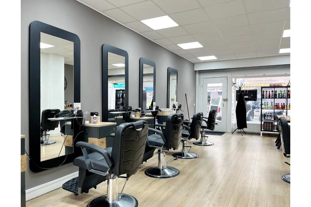 Kapsalon Manolya – Weimarstraat, Weimarstraat, Den Haag
