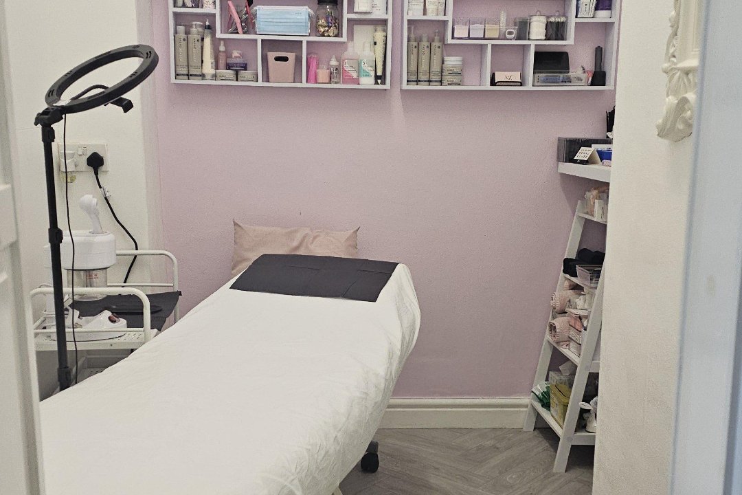 A2Zee Aesthetics, Trafford Park, Trafford