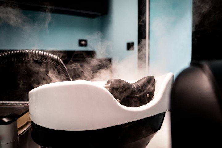 Trichology Hair Care - Coiffure Monza - Photo de galerie - OneBooking