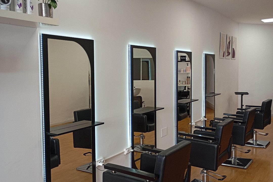 Izel Peluqueros, Los Tilos, Málaga