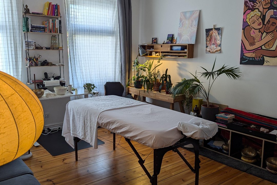 Reverb Therapy - Massage with Martin, Wrangelkiez, Berlin