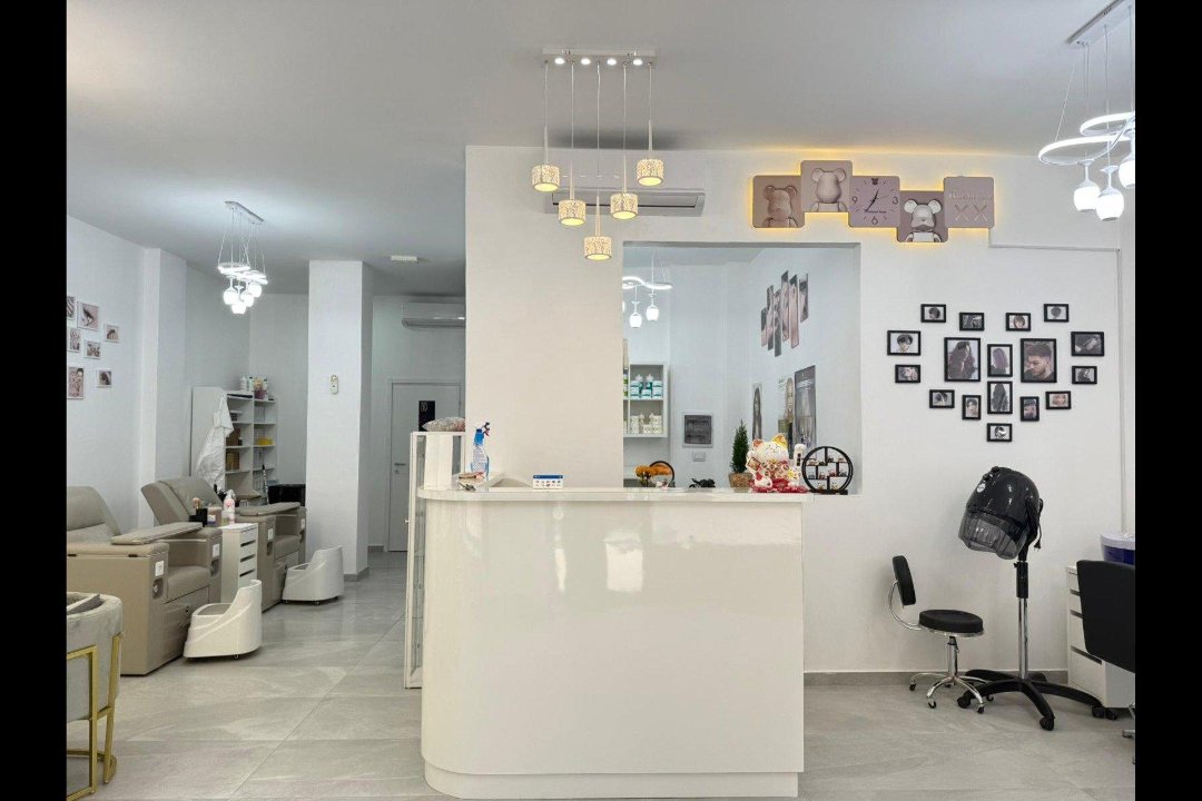 Homi Parrucchiera Estetica, Mirafiori Nord, Torino