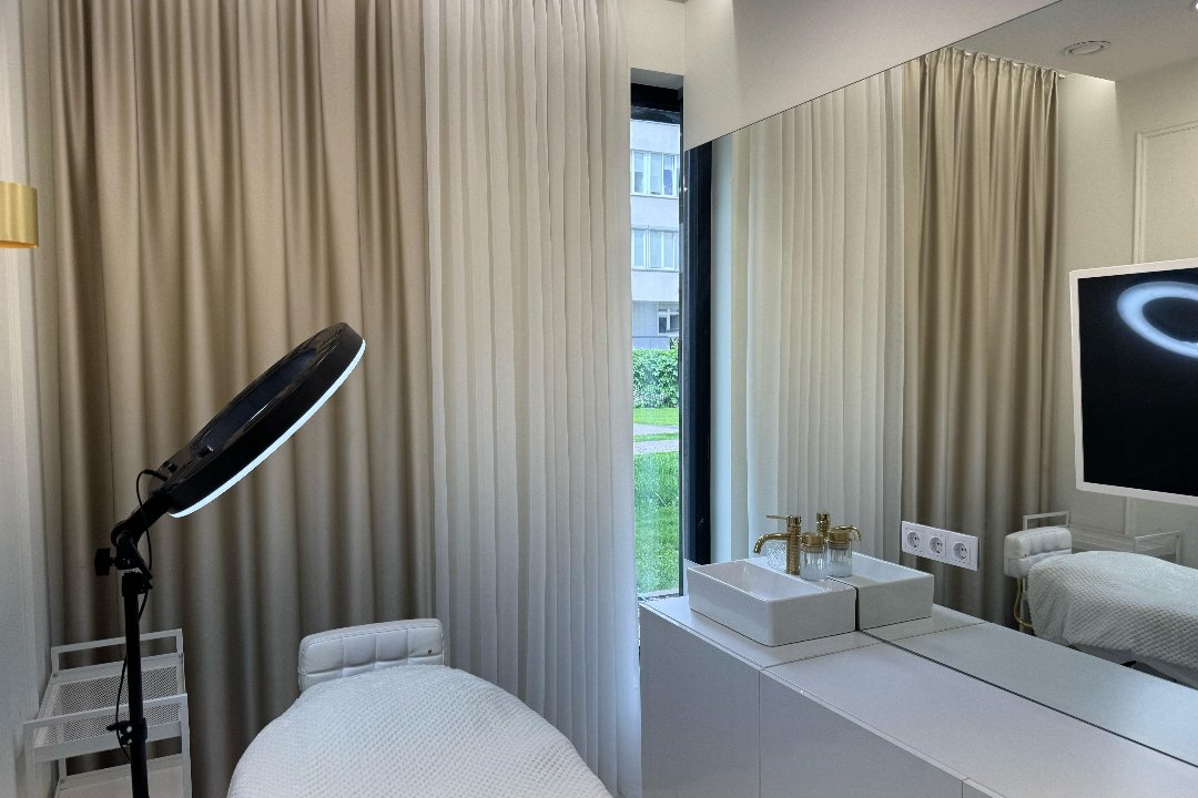 Formybrows, PC Europa, Vilnius