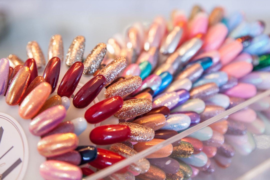 Suzis Nails, Dübendorf