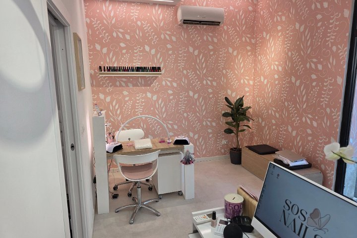 SOS Nails - Onglerie Roma - Photo de galerie - OneBooking