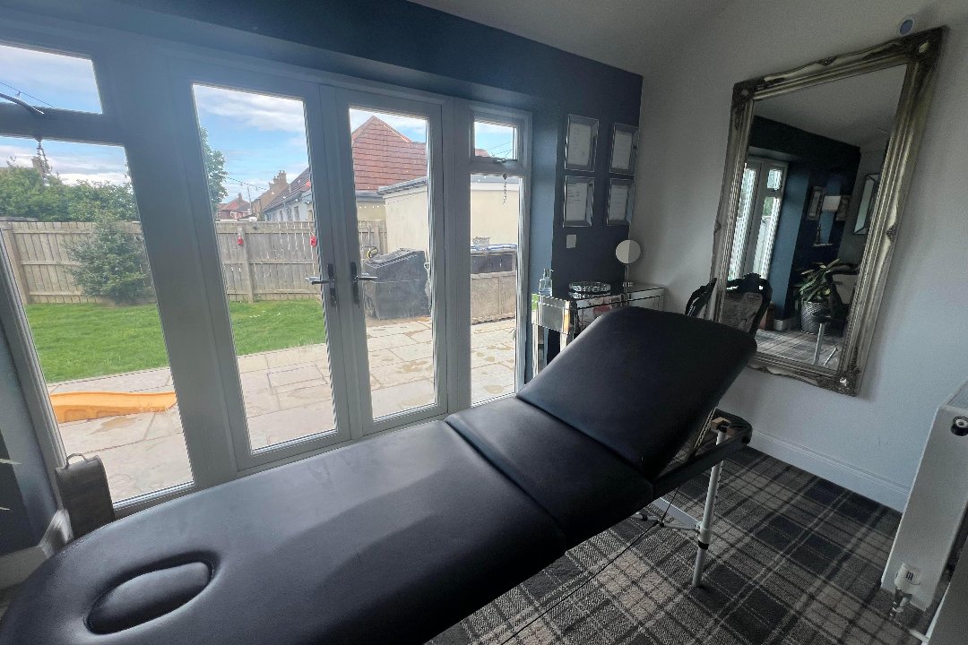 Aesthetics by Lisa, Seahouses, Northumberland