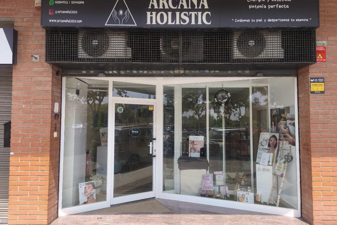 Arcana Holistic, Sector Creu de Barberà, Provincia de Barcelona