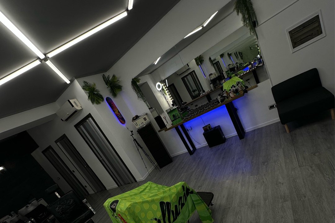 Unknown Barbershop, Grottaferrata, Lazio